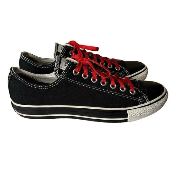 Converse Chuck Taylor Black Canvas Low Top All Star Sneakers Men’s 9 Red Laces - Picture 2 of 9